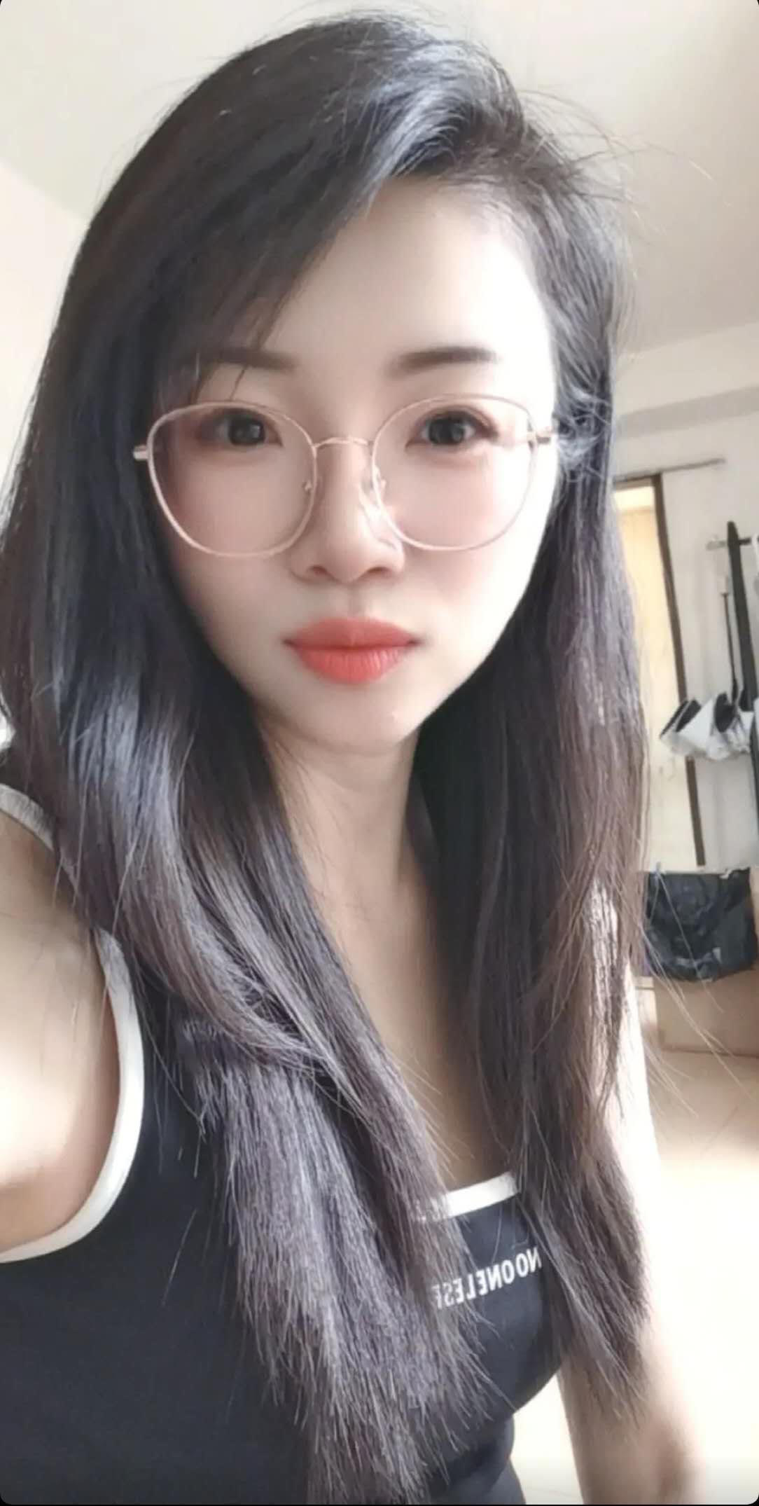 くー
